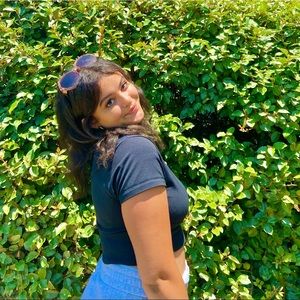 Meet your Posher, Ava